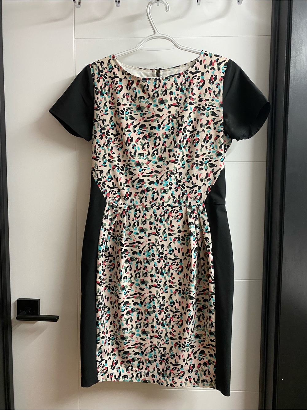 Black Panel Cream Multi-Print Short Sleeve Sheath Dress